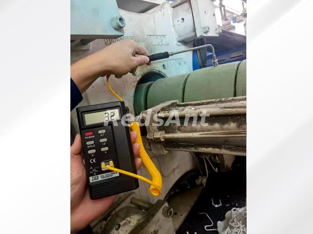 Aislamiento térmico para máquinas de moldeo por inyección
