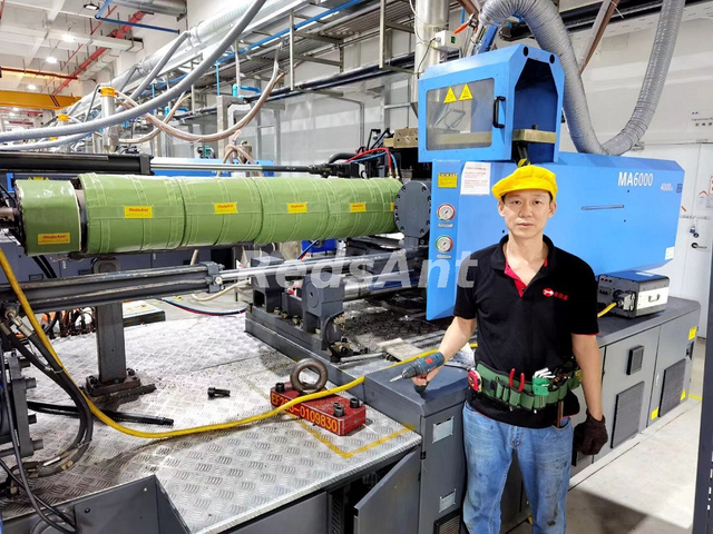 Máquina de inyección de plástico que ahorra energía usando con cubierta de aislamiento de airebelado redsant