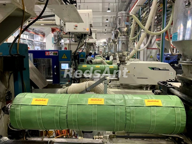 Aislamiento de alta temperatura para maquinaria de plástico.