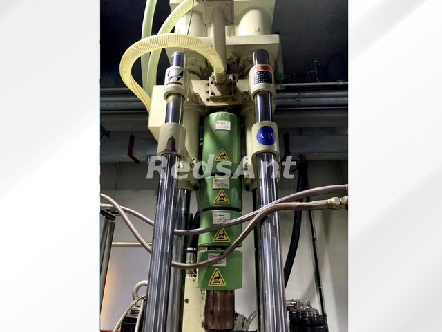 Aislamiento térmico para máquina de moldeo por inyección
