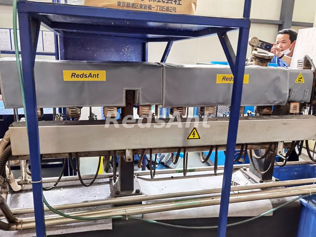 Baja conductividad térmica aislamiento de cubierta térmica para la máquina de extrusión
